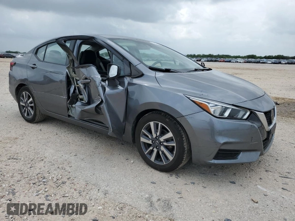 2020 Nissan Versa SV z VIN 3N1CN8EV3LL807818, wystawiony jako Copart lot #54895555 z przebiegiem 89 630 mil mil oraz Szkoda całkowita • Salvage title. Historia ofert i sprzedaży dostępna na DreamBid. Obrazek 4.