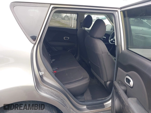 2014 Kia Soul with VIN KNDJN2A26E7106923, listed as a IAAI auction lot 41931647 with 48,411 mi miles. Bid and sale history available at carsss.com. Image 8.