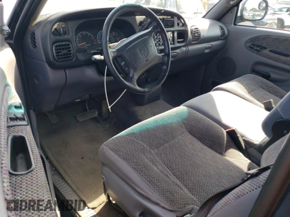 2001 Dodge 1500 with VIN 1B7HC13Y91J592527, listed as a Copart auction lot 53658065 with 207,902 mi miles and Salvage Title. Bid and sale history available at DreamBid. Image 8.