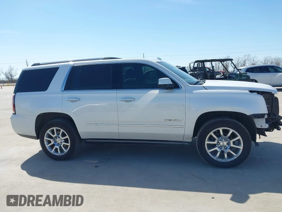 2017 GMC Yukon Denali with VIN 1GKS1CKJ3HR315982, listed as a IAAI auction lot 41721285 with 116,398 mi miles. Bid and sale history available at carsss.com. Image 13.