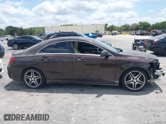 2014 Mercedes-Benz CLA 250 с VIN WDDSJ4EB5EN135496, выставлен на аукционе IAAI как лот 42073781 с пробегом 155 671 миль миль и . История ставок и продаж доступна на DreamBid. Изображение 14.