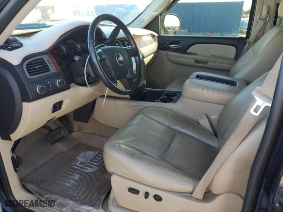 2008 Chevrolet Silverado 1500 LTZ with VIN 2GCEK13Y081138631, listed as a Copart auction lot 82537884 with 208,929 mi miles and Salvage Title. Bid and sale history available at carsss.com. Image 7.