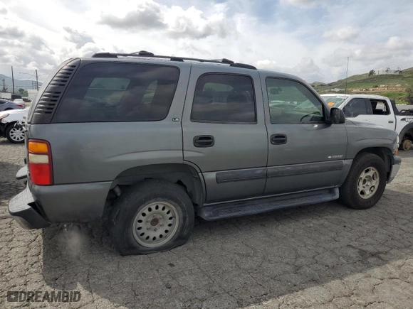 2002 Chevrolet Tahoe LS with VIN 1GNEC13T22R268336, listed as a Copart auction lot 50947675 with 238,425 mi miles and Salvage Title. Bid and sale history available at carsss.com. Image 3.