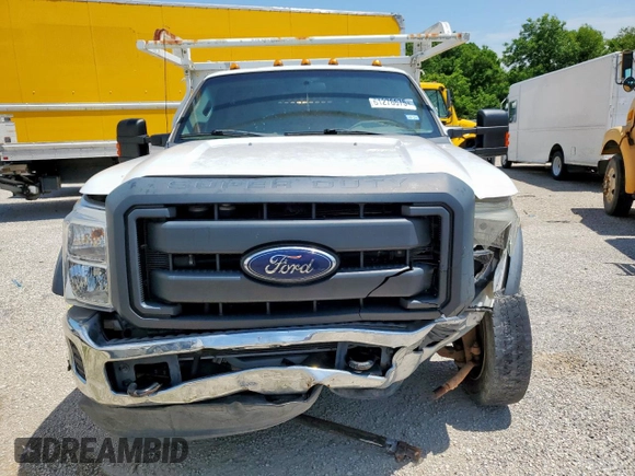 2016 Ford F-550 XL с VIN 1FDUF5GT9GEC32893, выставлен на аукционе Copart как лот 61276675 с пробегом 72 707 миль миль и Списание • Salvage title. История ставок и продаж доступна на DreamBid. Изображение 5.