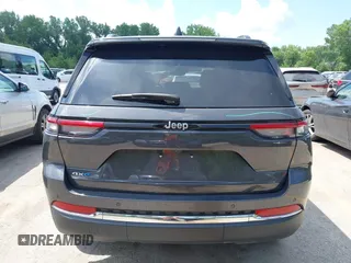 2024 Jeep Grand Cherokee with VIN 1C4RJYB68RC132293, listed as a IAAI auction lot 42597310 with 39,517 mi miles and . Bid and sale history available at DreamBid. Image 16.