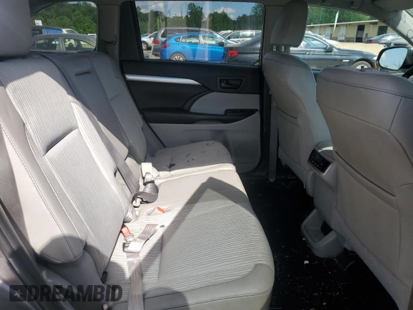 2019 Toyota Highlander LE with VIN 5TDBZRFH5KS930038, listed as a Copart auction lot 61880015 with 85,641 mi miles and Salvage title. Bid and sale history available at DreamBid. Image 11.