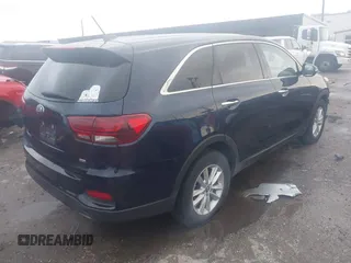 2020 Kia Sorento L with VIN 5XYPG4A31LG699874, listed as a IAAI auction lot 41296086 with 83,177 mi miles. Bid and sale history available at carsss.com. Image 4.