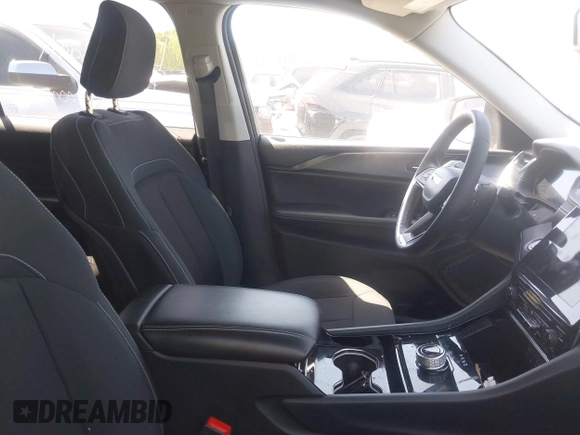2023 Jeep Grand Cherokee Laredo with VIN 1C4RJKAG4P8884547, listed as a IAAI auction lot 41987068 with 46,879 mi miles and . Bid and sale history available at DreamBid. Image 5.