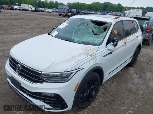 2022 Volkswagen Tiguan SE R-Line Black с VIN 3VV8B7AX8NM006023, выставлен на аукционе IAAI как лот 42258466 с пробегом Не указан миль и . История ставок и продаж доступна на DreamBid. Изображение 6.