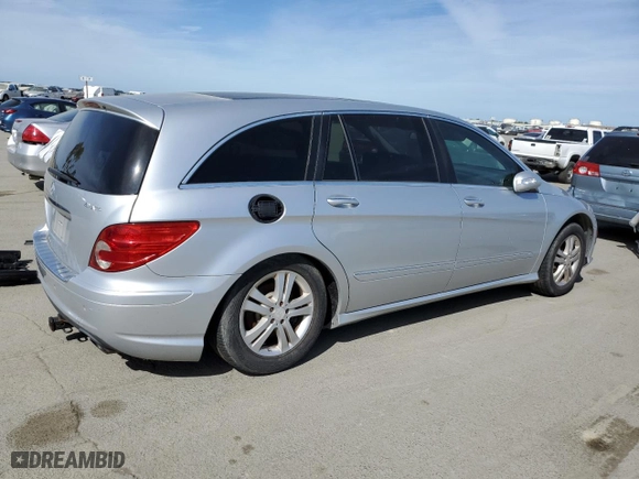 2009 Mercedes-Benz R-Class 3.5L with VIN 4JGCB65E79A091057, listed as a Copart auction lot 52186915 with 99,173 mi miles and Salvage Title. Bid and sale history available at carsss.com. Image 3.