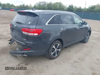 2016 Kia Sorento EX with VIN 5XYPHDA18GG142669, listed as a IAAI auction lot 42257533 with 102,064 mi miles and . Bid and sale history available at DreamBid. Image 4.
