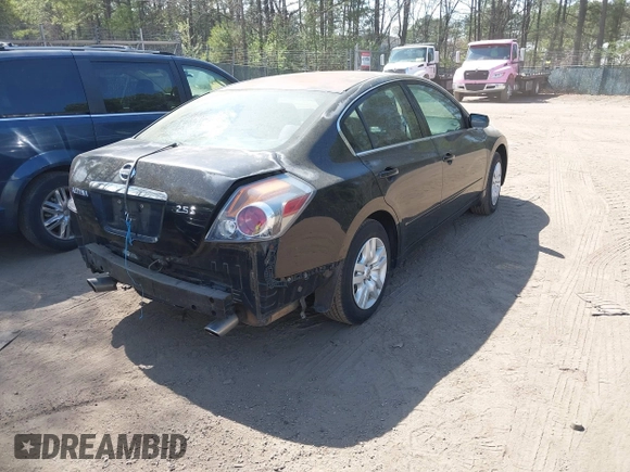 2009 Nissan Altima SL with VIN 1N4AL21E89N453970, listed as a IAAI auction lot 41923995 with 319,746 mi miles and . Bid and sale history available at DreamBid. Image 4.