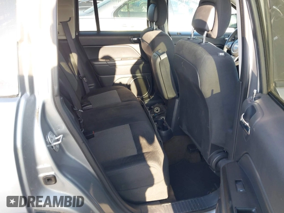 2016 Jeep Compass 75th Anniversary with VIN 1C4NJCBB1GD763361, listed as a IAAI auction lot 41976208 with 144,399 mi miles. Bid and sale history available at carsss.com. Image 8.