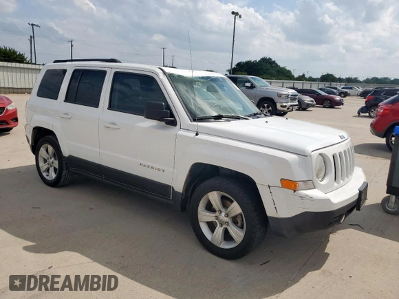 2017 Jeep Patriot Latitude with VIN 1C4NJPFB2HD184396, listed as a Copart auction lot 59564425 with 150,461 mi miles and Salvage title. Bid and sale history available at DreamBid. Image 4.
