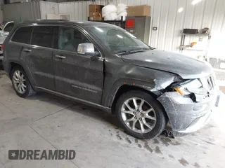 2015 Jeep Grand Cherokee Summit with VIN 1C4RJFJG4FC741875, listed as a IAAI auction lot 41617932 with 160,575 mi miles. Bid and sale history available at carsss.com. Image 1.