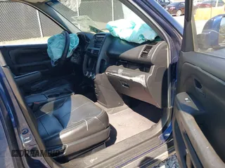 2002 Honda CR-V EX with VIN JHLRD78832C022495, listed as a IAAI auction lot 41771640 with 290,233 mi miles. Bid and sale history available at carsss.com. Image 5.