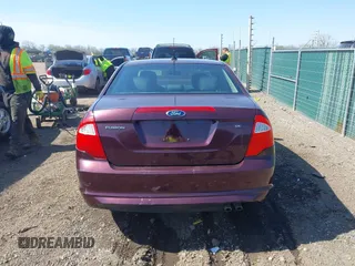 2011 Ford Fusion SE with VIN 3FAHP0HA5BR320130, listed as a IAAI auction lot 42103321 with 191,178 mi miles. Bid and sale history available at carsss.com. Image 16.