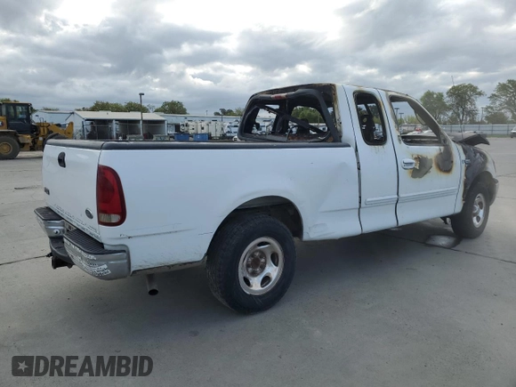 2000 Ford F-150 XL with VIN 1FTRX17W3YNB67535, listed as a Copart auction lot 50634015 with 0 mi miles and Non Repairable. Bid and sale history available at carsss.com. Image 3.