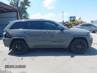 2020 Jeep Grand Cherokee Altitude with VIN 1C4RJFAG3LC141313, listed as a IAAI auction lot 41925706 with 61,000 mi miles. Bid and sale history available at carsss.com. Image 13.
