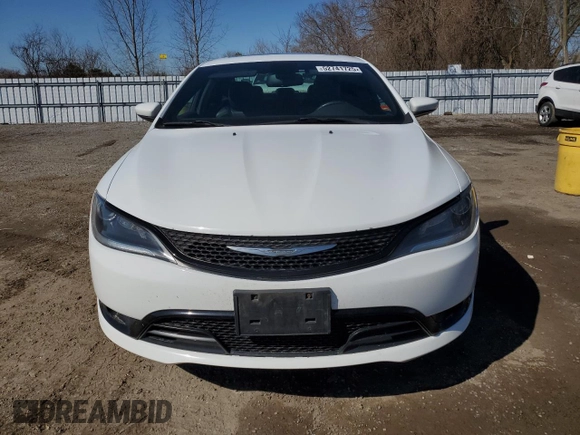 2015 Chrysler 200 S z VIN 1C3CCCBB9FN740070, wystawiony jako Copart lot #52741725 z przebiegiem 250 506 mil mil oraz Nie do naprawy • Non repairable. Historia ofert i sprzedaży dostępna na DreamBid. Obrazek 5.