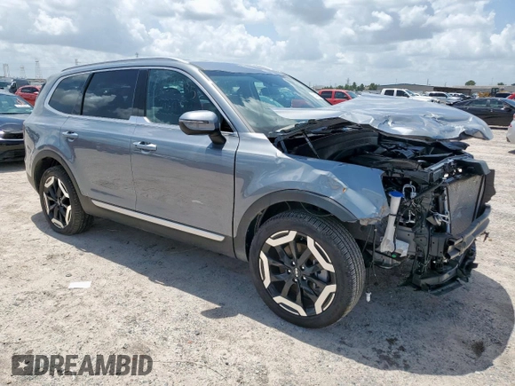 2024 Kia Telluride S z VIN 5XYP6DGC2RG543796, wystawiony jako Copart lot #61414285 z przebiegiem 5 339 mil mil oraz Szkoda całkowita • Salvage title. Historia ofert i sprzedaży dostępna na DreamBid. Obrazek 4.