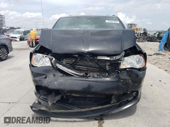 2017 Dodge Grand Caravan SXT with VIN 2C4RDGCG3HR749616, listed as a Copart auction lot 55267925 with 101,333 mi miles and Salvage Title. Bid and sale history available at DreamBid. Image 5.