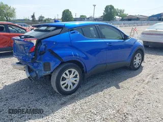 2019 Toyota C-HR XLE with VIN JTNKHMBX7K1015798, listed as a IAAI auction lot 39530918 with 77,958 mi miles. Bid and sale history available at carsss.com. Image 4.