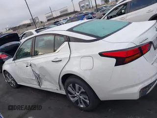 2019 Nissan Altima S with VIN 1N4BL4BV2KC227147, listed as a IAAI auction lot 41902761 with 98,810 mi miles and . Bid and sale history available at carsss.com. Image 15.