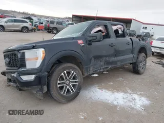 2022 Ford F-150 XL с VIN 1FTFW1E50NKE63464, выставлен на аукционе IAAI как лот 41179489 с пробегом 159 858 миль миль и . История ставок и продаж доступна на DreamBid. Изображение 17.