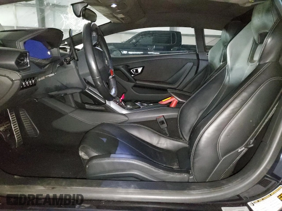 2015 Lamborghini Huracan z VIN ZHWUC1ZF7FLA00665, wystawiony jako Copart lot #78672804 z przebiegiem 94 831 mil mil oraz Szkoda całkowita • Salvage title. Historia ofert i sprzedaży dostępna na DreamBid. Obrazek 7.