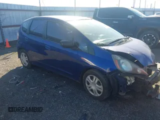 2009 Honda Fit with VIN JHMGE88209S000116, listed as a IAAI auction lot 41704131 with 201,475 mi miles. Bid and sale history available at carsss.com. Image 1.