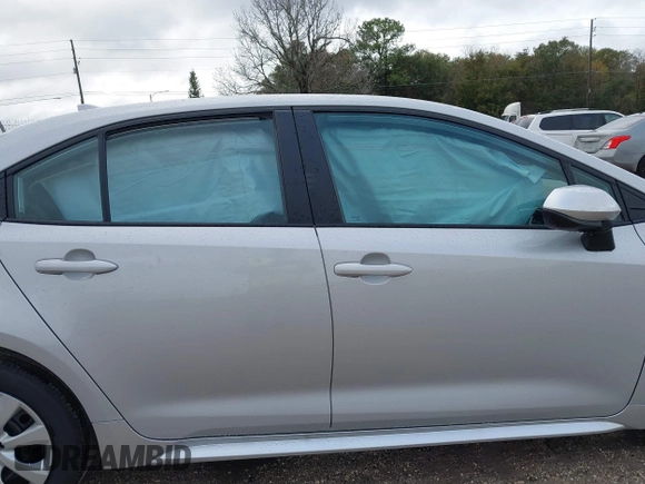2024 Toyota Corolla LE with VIN 5YFB4MDE7RP150362, listed as a IAAI auction lot 41117747 with 4,946 mi miles. Bid and sale history available at carsss.com. Image 13.