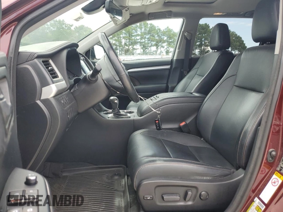 2017 Toyota Highlander XLE with VIN 5TDJZRFH0HS410785, listed as a Copart auction lot 64236895 with Not provided miles and Salvage title. Bid and sale history available at DreamBid. Image 7.
