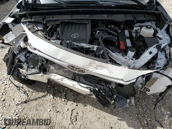 2024 Toyota Highlander LE with VIN 5TDKDRAH6RS534720, listed as a Copart auction lot 59989285 with 12,626 mi miles and Salvage title. Bid and sale history available at DreamBid. Image 11.