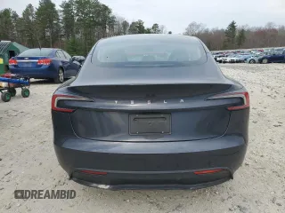 2024 Tesla Model 3 z VIN 5YJ3E1EA2RF772519, wystawiony jako Copart lot #54485255 z przebiegiem 11 110 mil mil oraz Szkody całkowita. Historia ofert i sprzedaży dostępna na DreamBid. Obrazek 6.