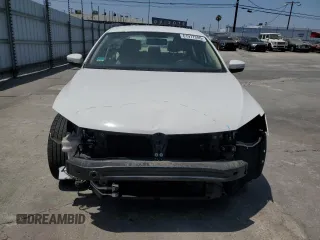 2013 Volkswagen Jetta SE with VIN 3VWDP7AJ5DM433357, listed as a Copart auction lot 61977205 with 64,384 mi miles and Salvage title. Bid and sale history available at DreamBid. Image 5.