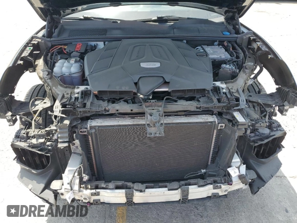 2019 Porsche Cayenne with VIN WP1AA2AY9KDA05256, listed as a Copart auction lot 61611175 with 64,148 mi miles and Salvage title. Bid and sale history available at DreamBid. Image 12.