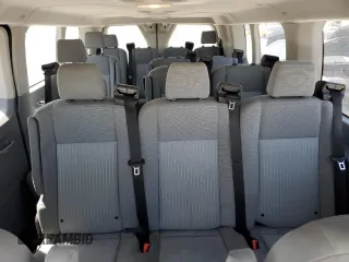 2019 Ford Transit Passenger XL z VIN 1FBZX2ZM9KKA05682, wystawiony jako Copart lot #52527555 z przebiegiem 80 981 mil mil oraz Szkoda całkowita • Salvage title. Historia ofert i sprzedaży dostępna na DreamBid. Obrazek 10.