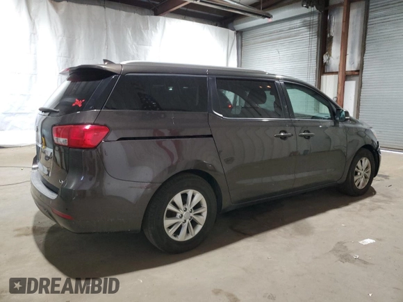 2018 Kia Sedona LX with VIN KNDMB5C10J6349140, listed as a Copart auction lot 48344455 with 103,222 mi miles and Clean Title. Bid and sale history available at carsss.com. Image 3.