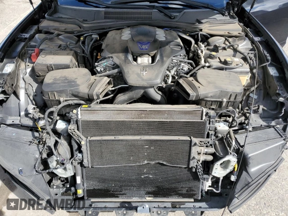 2018 Maserati Quattroporte S GranLusso z VIN ZAM56YPL6J1259859, wystawiony jako Copart lot #46421843 z przebiegiem 37 872 mil mil oraz . Historia ofert i sprzedaży dostępna na DreamBid. Obrazek 11.