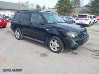 2004 Toyota Highlander with VIN JTEEP21A740003967, listed as a IAAI auction lot 41835429 with 220,906 mi miles. Bid and sale history available at carsss.com. Image 1.