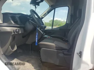 2021 Ford Transit z VIN 1FDBR1CG2MKA65340, wystawiony jako Copart lot #56920445 z przebiegiem Nie podano mil oraz Szkoda całkowita • Salvage title. Historia ofert i sprzedaży dostępna na DreamBid. Obrazek 7.