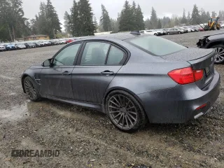2015 BMW M3 z VIN WBS3C9C52FP803661, wystawiony jako Copart lot #52040625 z przebiegiem 134 562 mil mil oraz Szkoda całkowita • Salvage title. Historia ofert i sprzedaży dostępna na DreamBid. Obrazek 2.