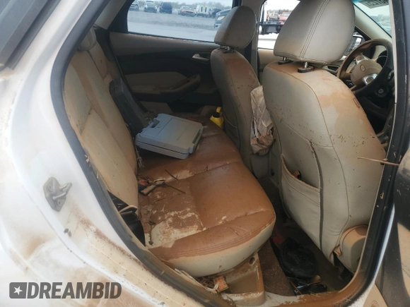 2014 Ford Focus SE with VIN 1FADP3K22EL127373, listed as a Copart auction lot 46043725 with Not Provided miles and Salvage Title. Bid and sale history available at DreamBid. Image 10.
