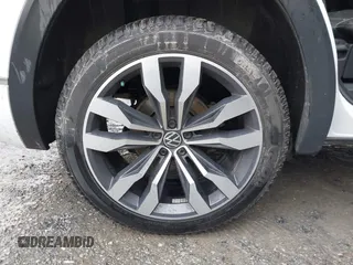 2021 Volkswagen Atlas SEL Premium R-Line с VIN 1V2FR2CA3MC556872, выставлен на аукционе IAAI как лот 40863850 с пробегом 53 126 миль миль и . История ставок и продаж доступна на DreamBid. Изображение 12.