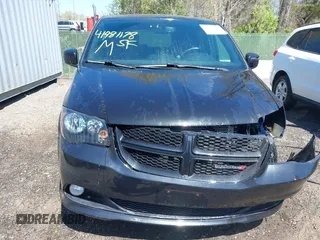 2016 Dodge Grand Caravan SXT with VIN 2C4RDGCG2GR118242, listed as a IAAI auction lot 41981178 with 150,586 mi miles and . Bid and sale history available at DreamBid. Image 13.