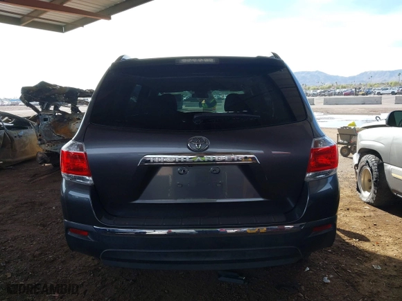 2013 Toyota Highlander with VIN 5TDZK3EH0DS134334, listed as a IAAI auction lot 41816783 with 197,707 mi miles. Bid and sale history available at carsss.com. Image 16.