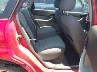 2007 Ford Focus S с VIN 1FAHP34N67W196187, выставлен на аукционе IAAI как лот 42461375 с пробегом 211 416 миль миль и . История ставок и продаж доступна на DreamBid. Изображение 8.