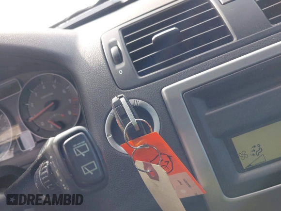 2008 Volvo V50 R-Design с VIN YV1MJ672X82396439, выставлен на аукционе IAAI как лот 41586200 с пробегом 110 267 миль миль и . История ставок и продаж доступна на DreamBid. Изображение 11.
