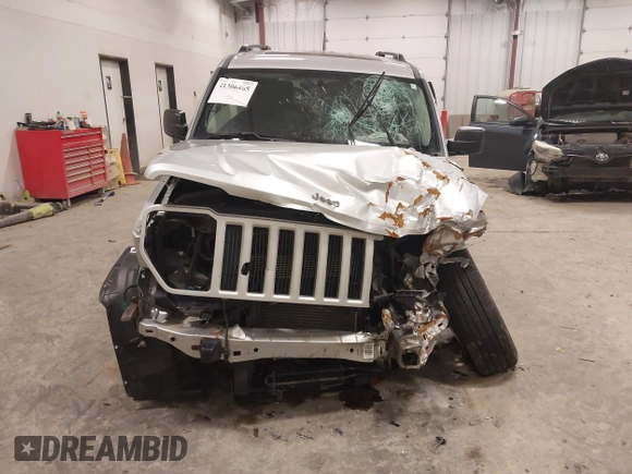 2009 Jeep Liberty Sport with VIN 1J8GN28K09W552232, listed as a IAAI auction lot 41306465 with 158,293 mi miles and . Bid and sale history available at DreamBid. Image 12.
